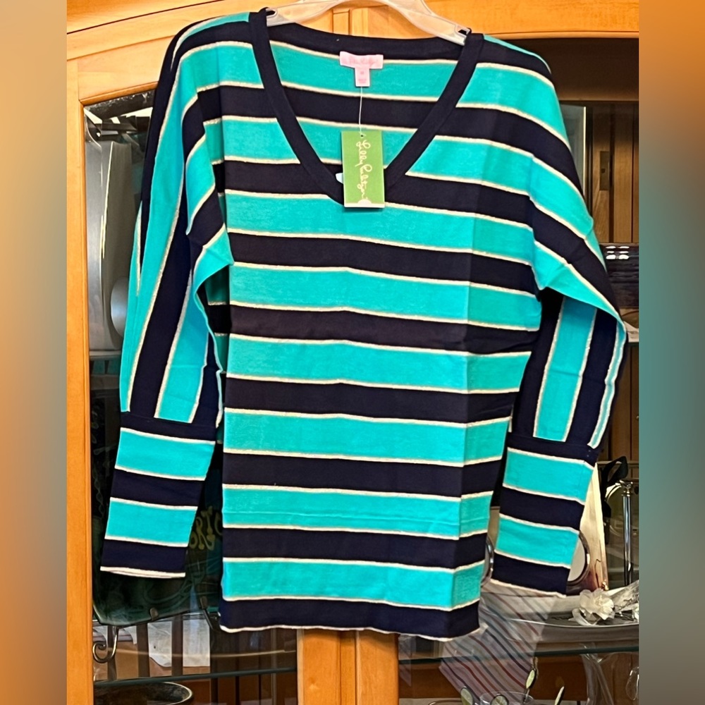 Turquoise spring lily sweater